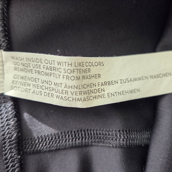 Clearance! Peloton Black Athletic Leggings with Vibrant Pink and Yellow Accents - Picture 9 of 13